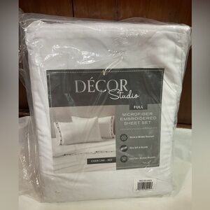 Decor Studios Full Size New With Tags Sheets White W Embroidered Red Edge SOFT M
